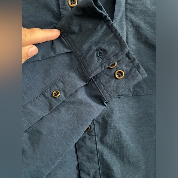 Swiss Tech Shirts Mens XXL 48 Shirts Button Up Blue Nylon Softshell Long Sleeve - Picture 9 of 9